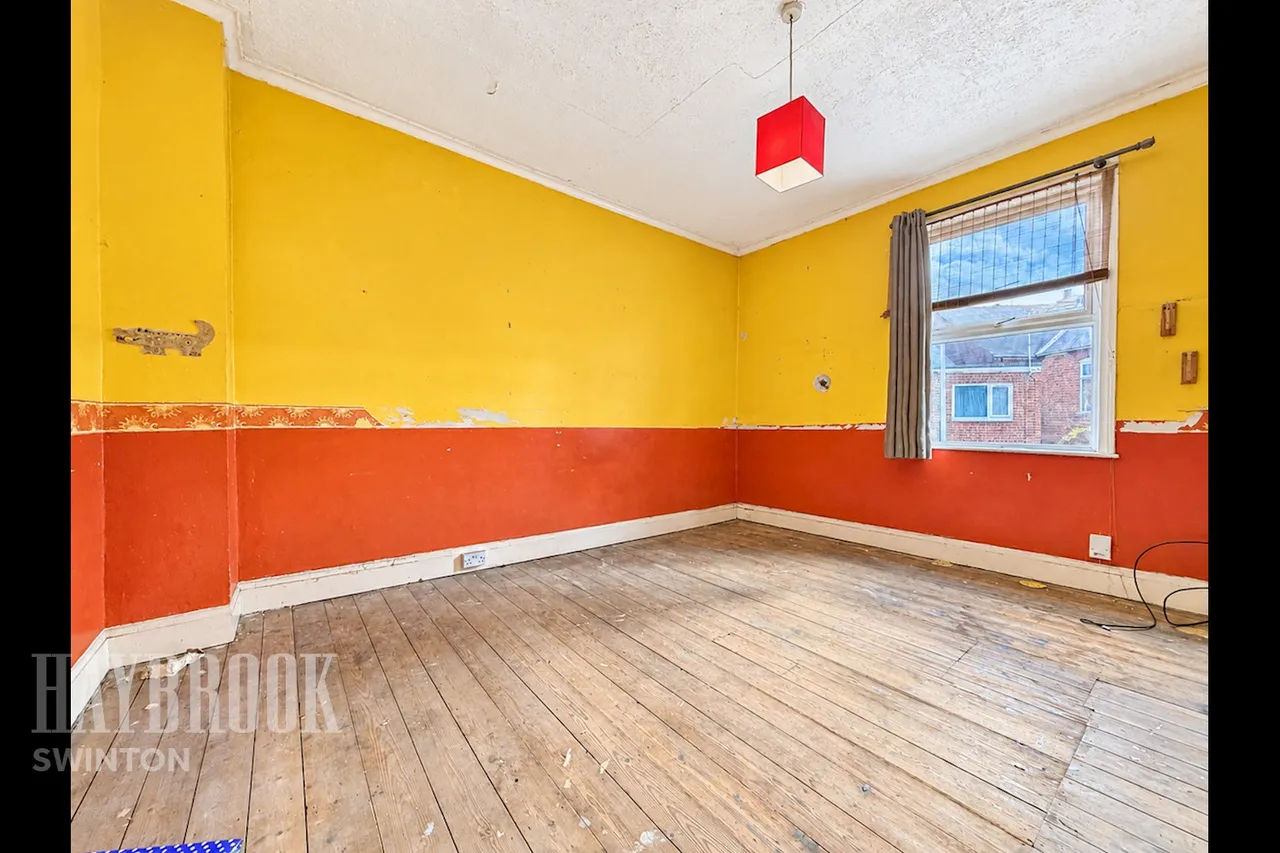 Kilnhurst Road, Rawmarsh, photo 10