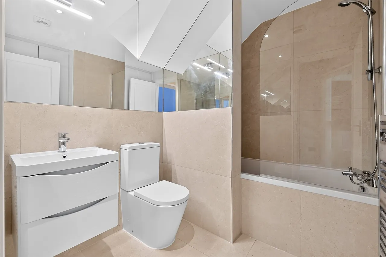 Elsham Road, London, W14, photo 14
