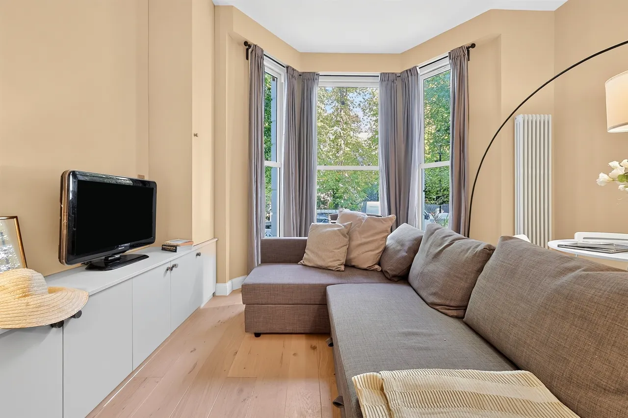 Elsham Road, London, W14, photo 10