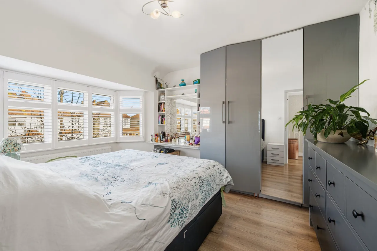 Ravenswood Avenue, Surbiton, KT6, photo 11