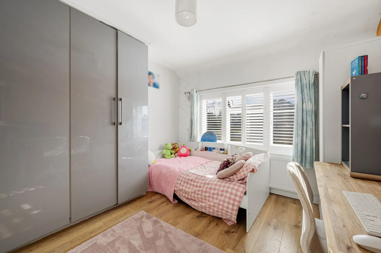 Ravenswood Avenue, Surbiton, KT6, photo 12