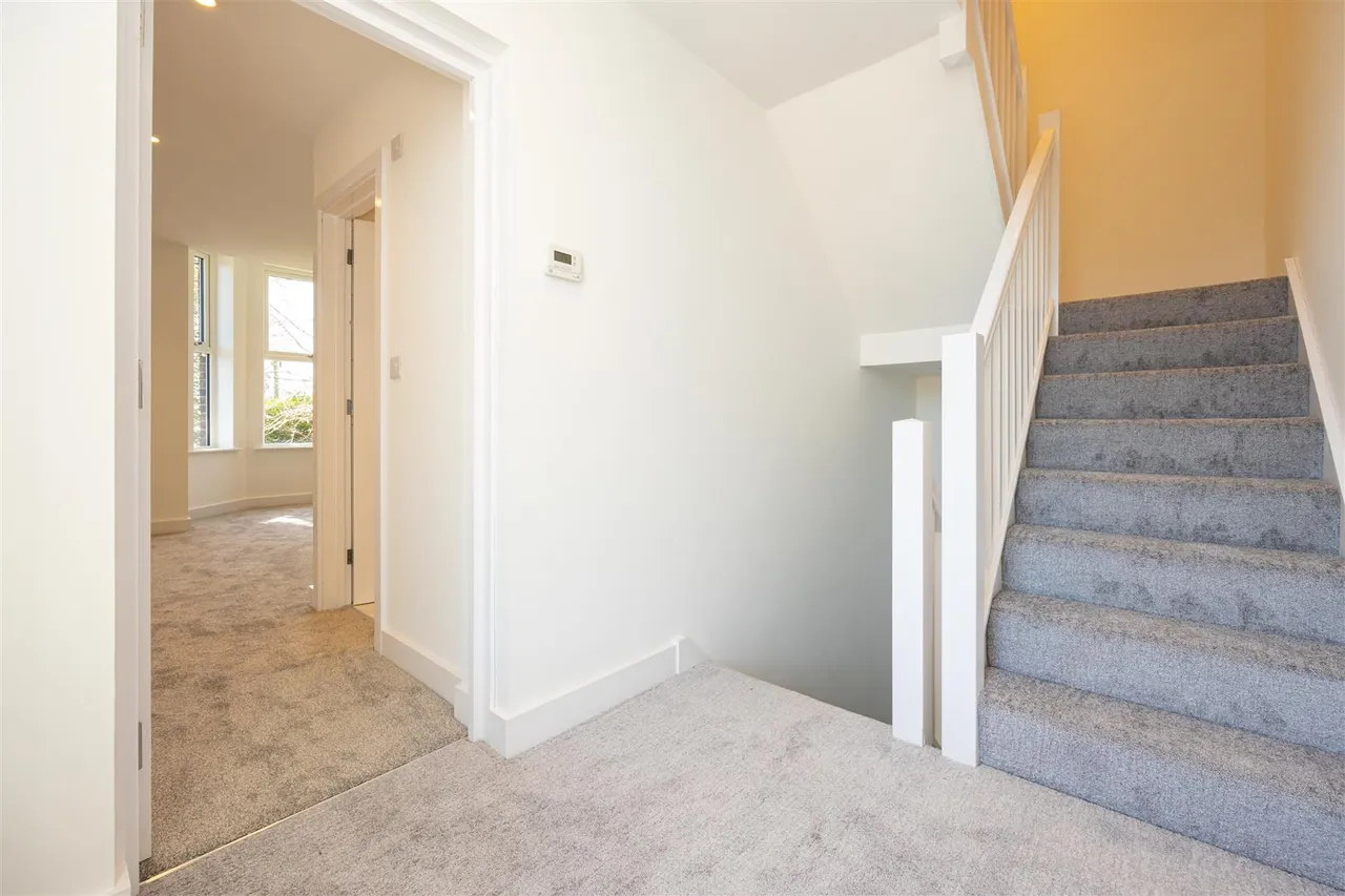 Prestbury Road, Macclesfield, SK10, photo 12