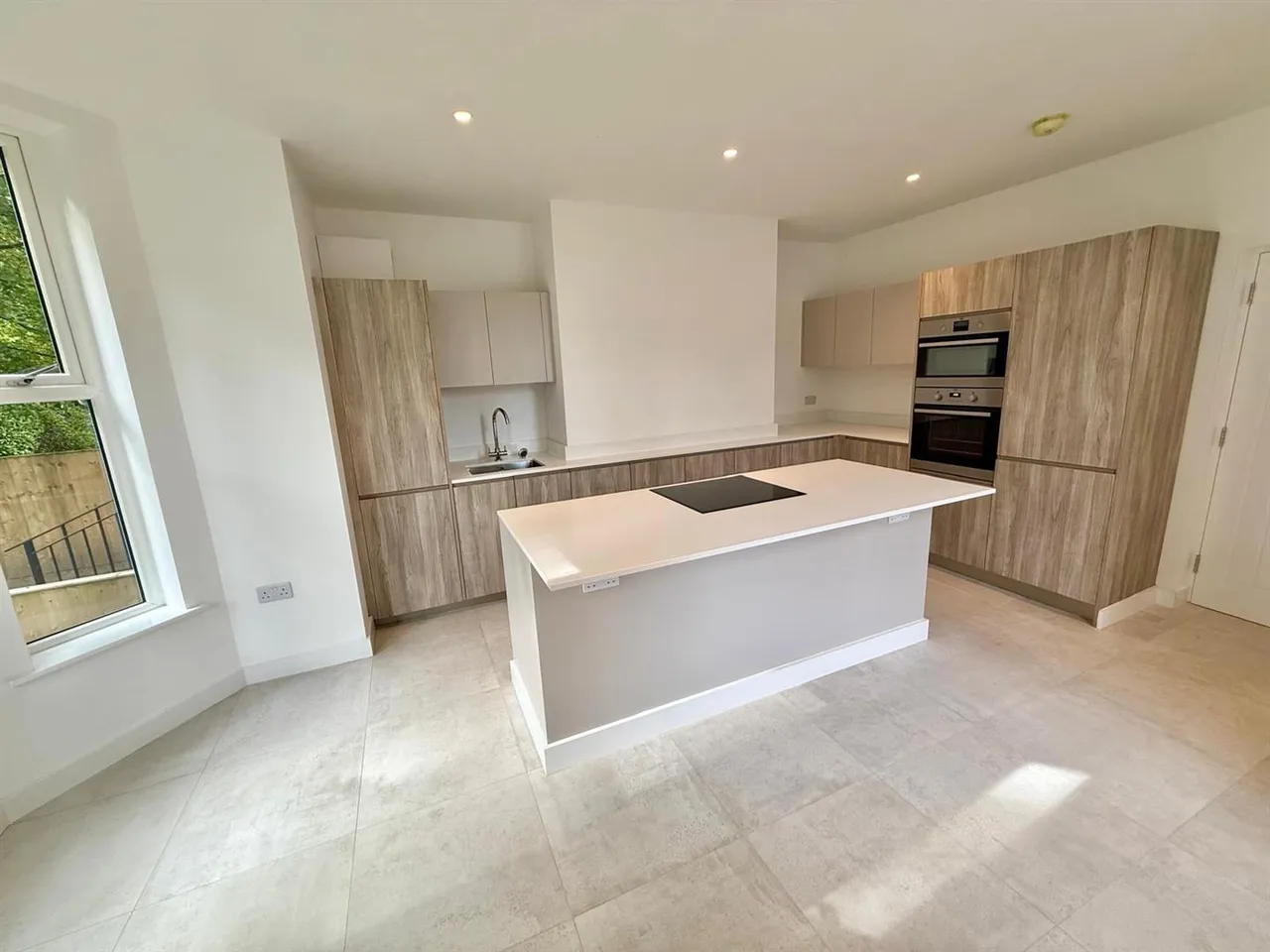Prestbury Road, Macclesfield, SK10, photo 6