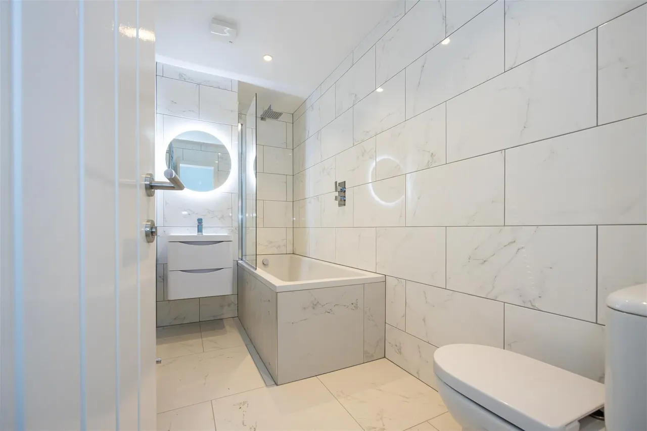 Prestbury Road, Macclesfield, SK10, photo 8
