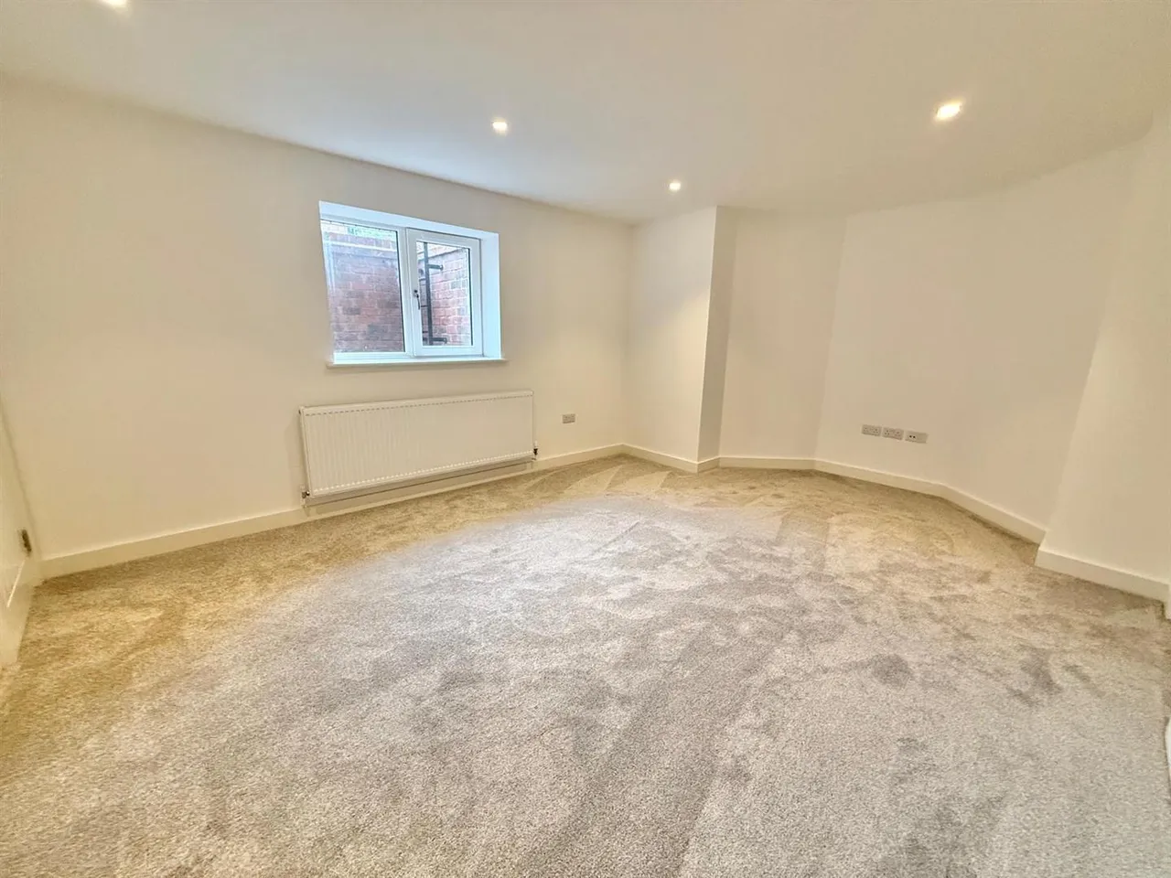 Prestbury Road, Macclesfield, SK10, photo 5