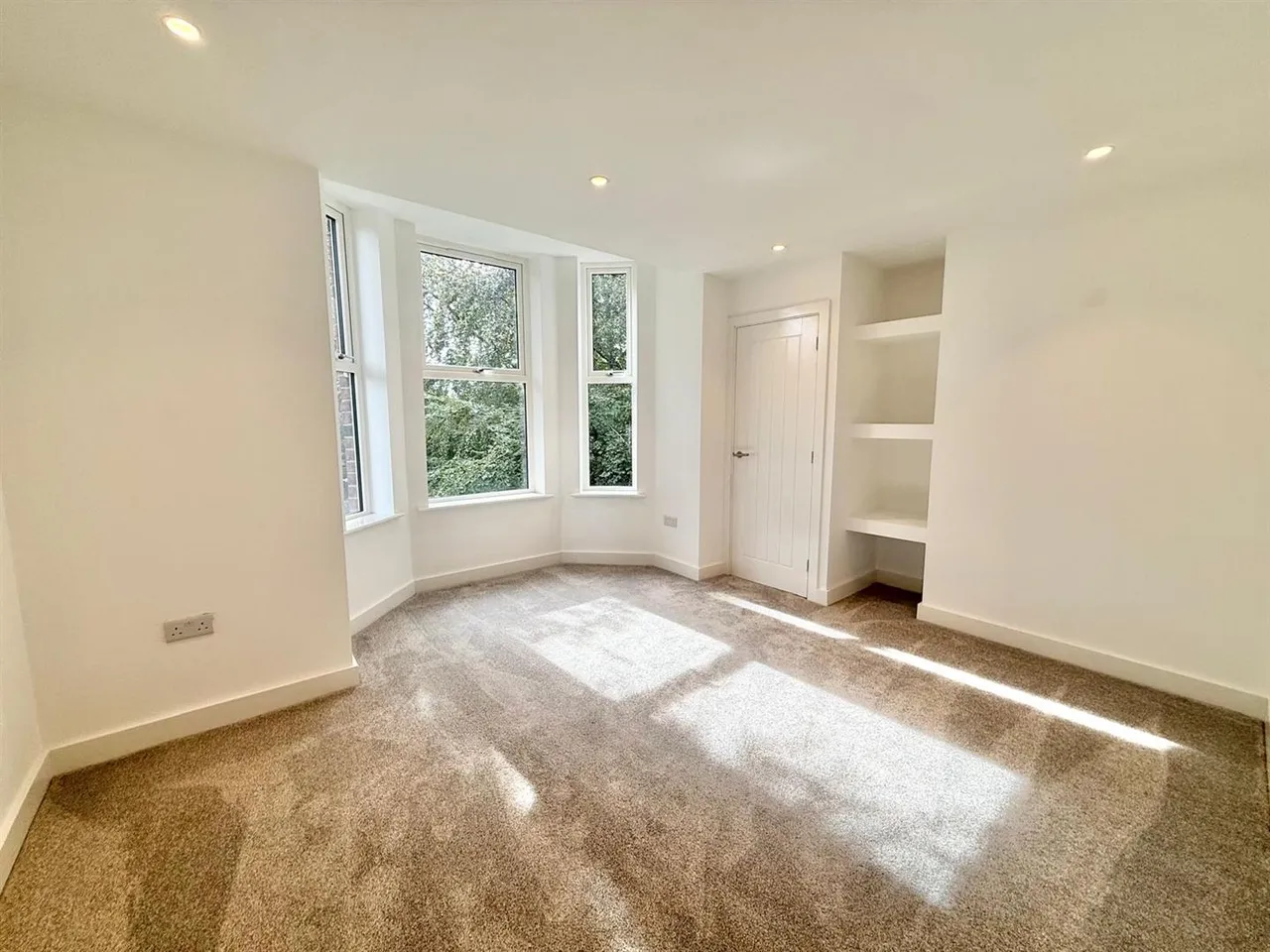 Prestbury Road, Macclesfield, SK10, photo 4