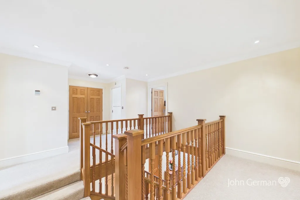 Orchard Lane, Wolseley Bridge, photo 9