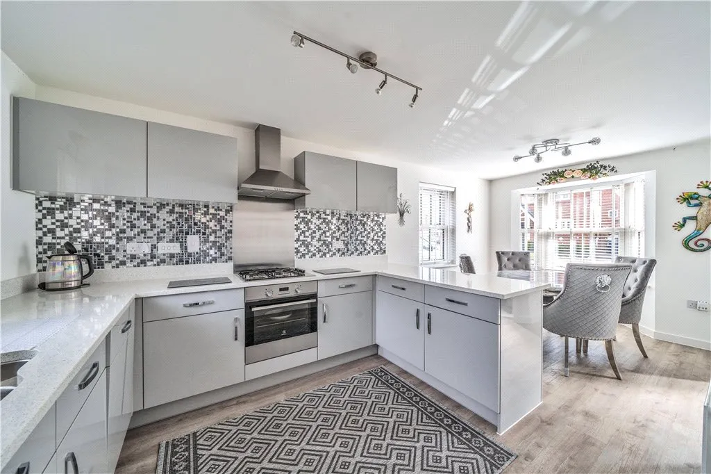 Hexham Street, Towcester, NN12, photo 3