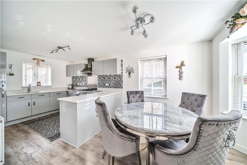 Hexham Street, Towcester, NN12, photo 4