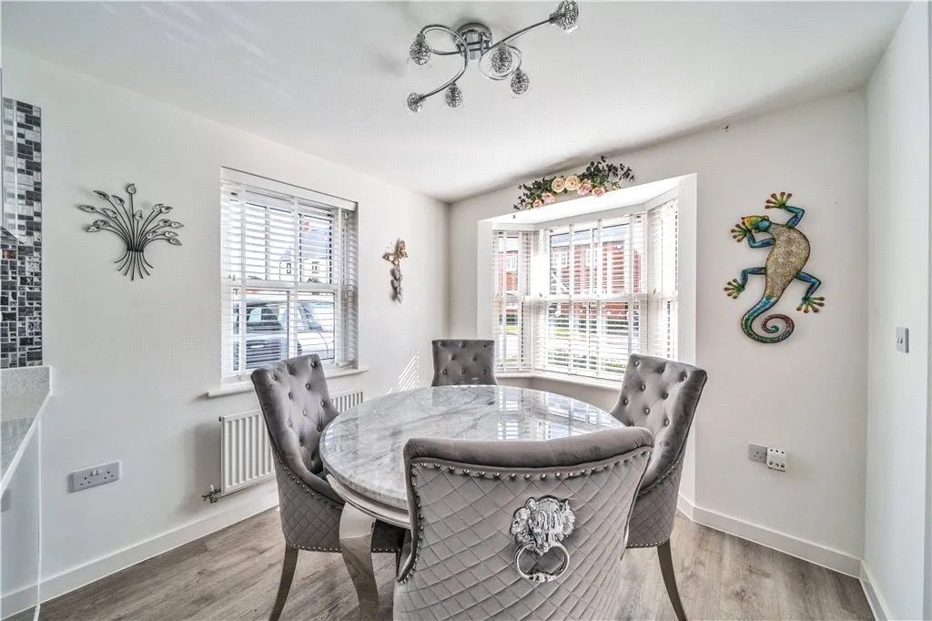 Hexham Street, Towcester, NN12, photo 6