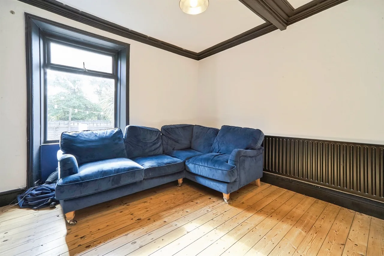 Rockfield Terrace, Yeadon, Leeds, photo 7