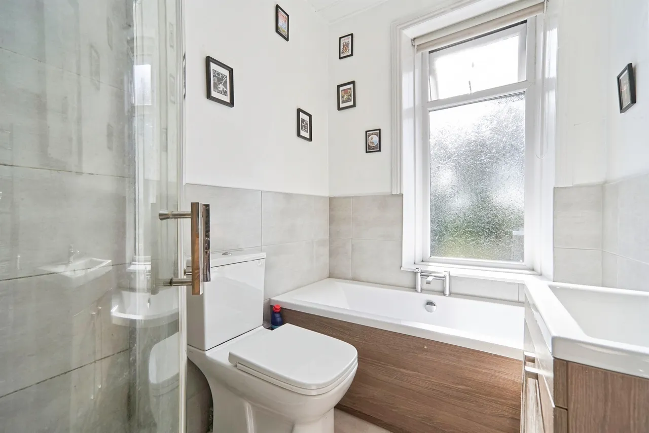 Rockfield Terrace, Yeadon, Leeds, photo 12