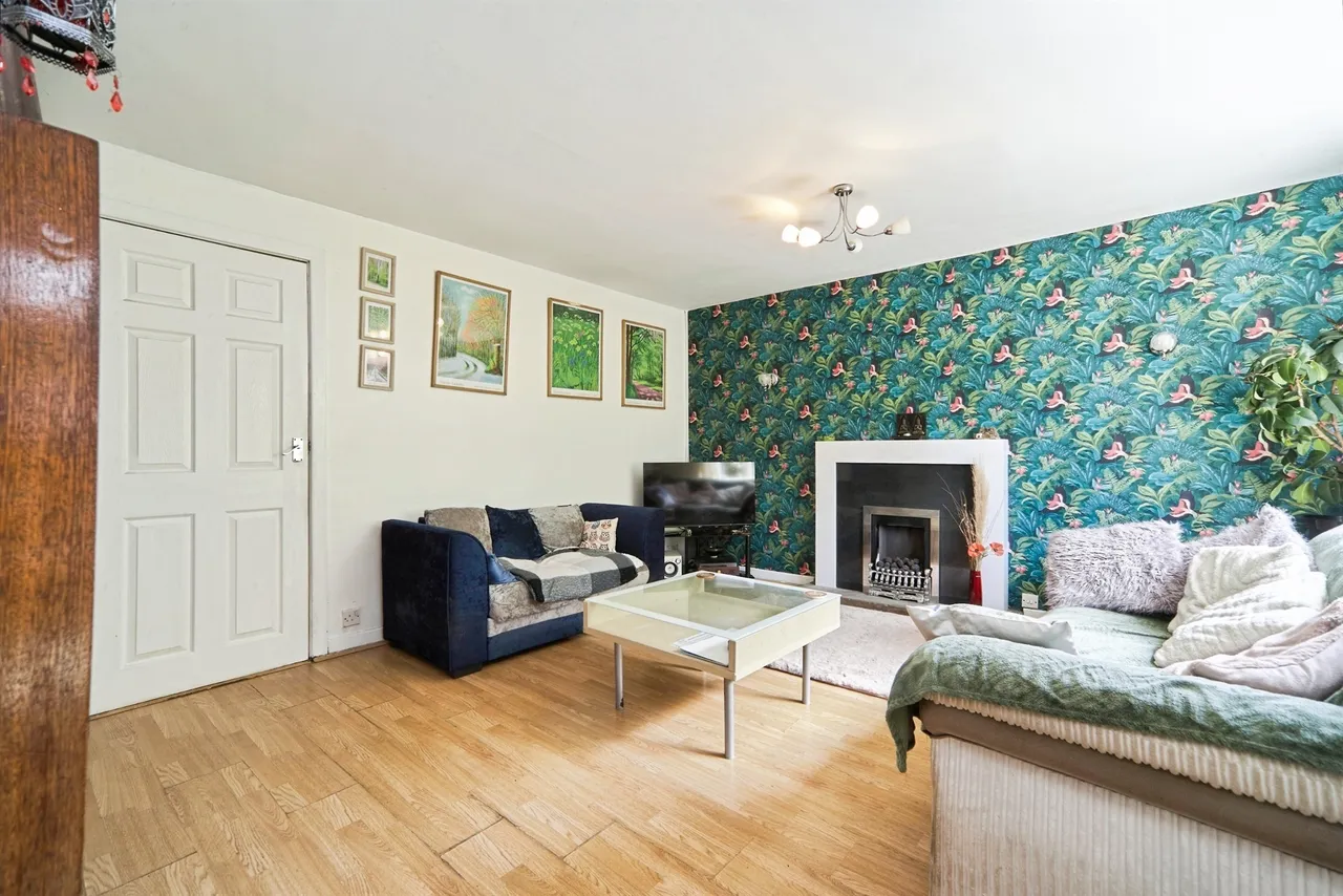Sandmoor Close, Thornton, BRADFORD, photo 4
