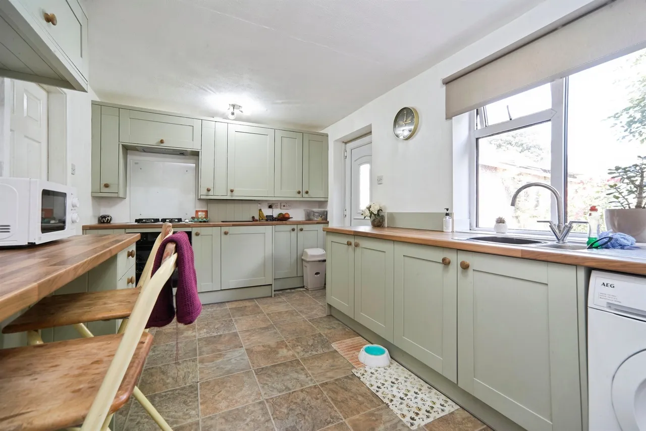 Sandmoor Close, Thornton, BRADFORD, photo 7
