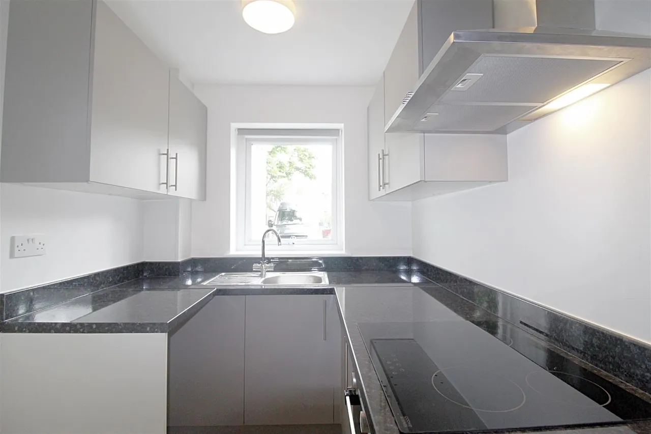 Harperley, Astley Village, PR7, photo 4