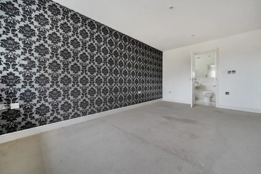 North Street, Winkfield, SL4, photo 5