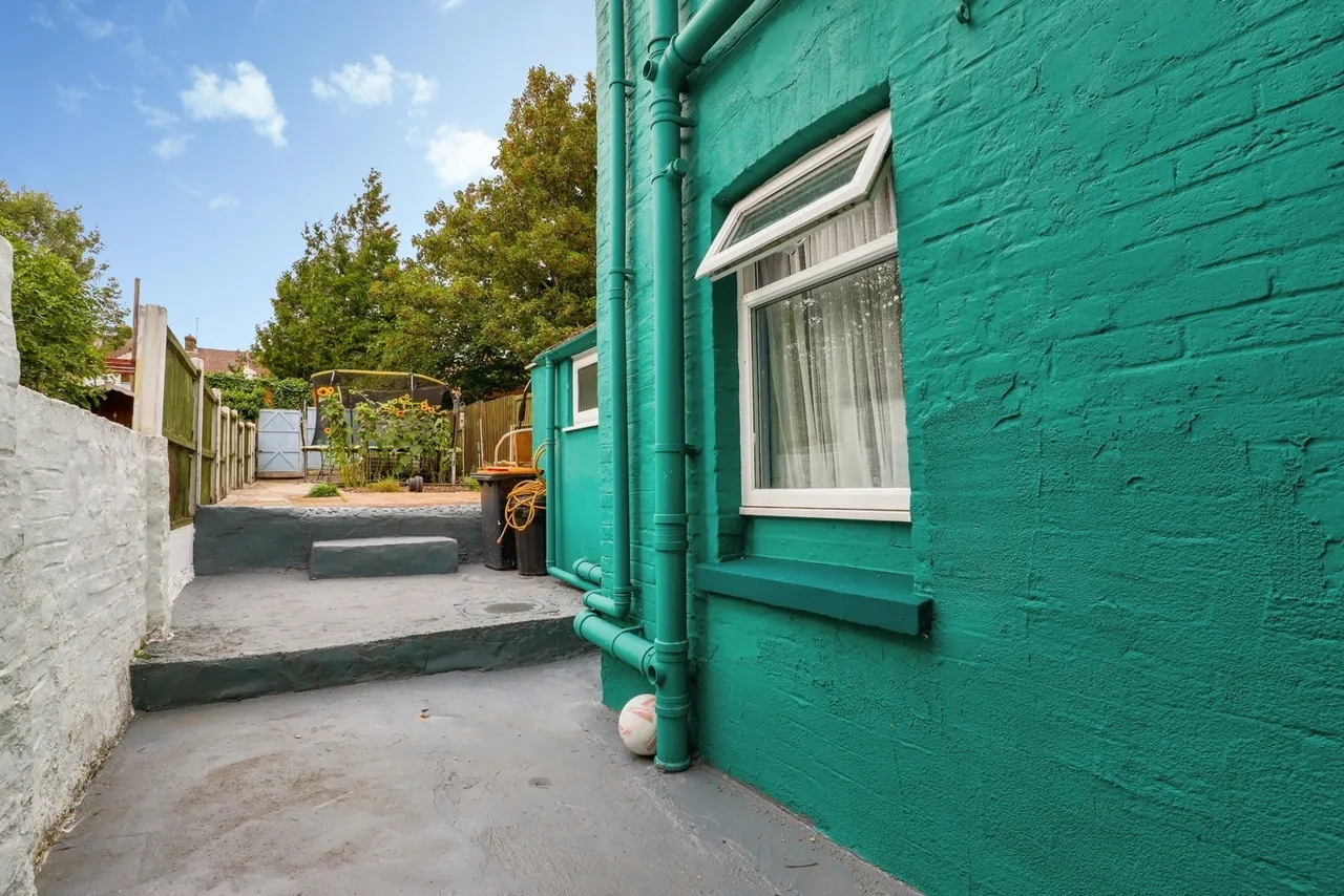 Montfort Road, Rochester, ME2, photo 12