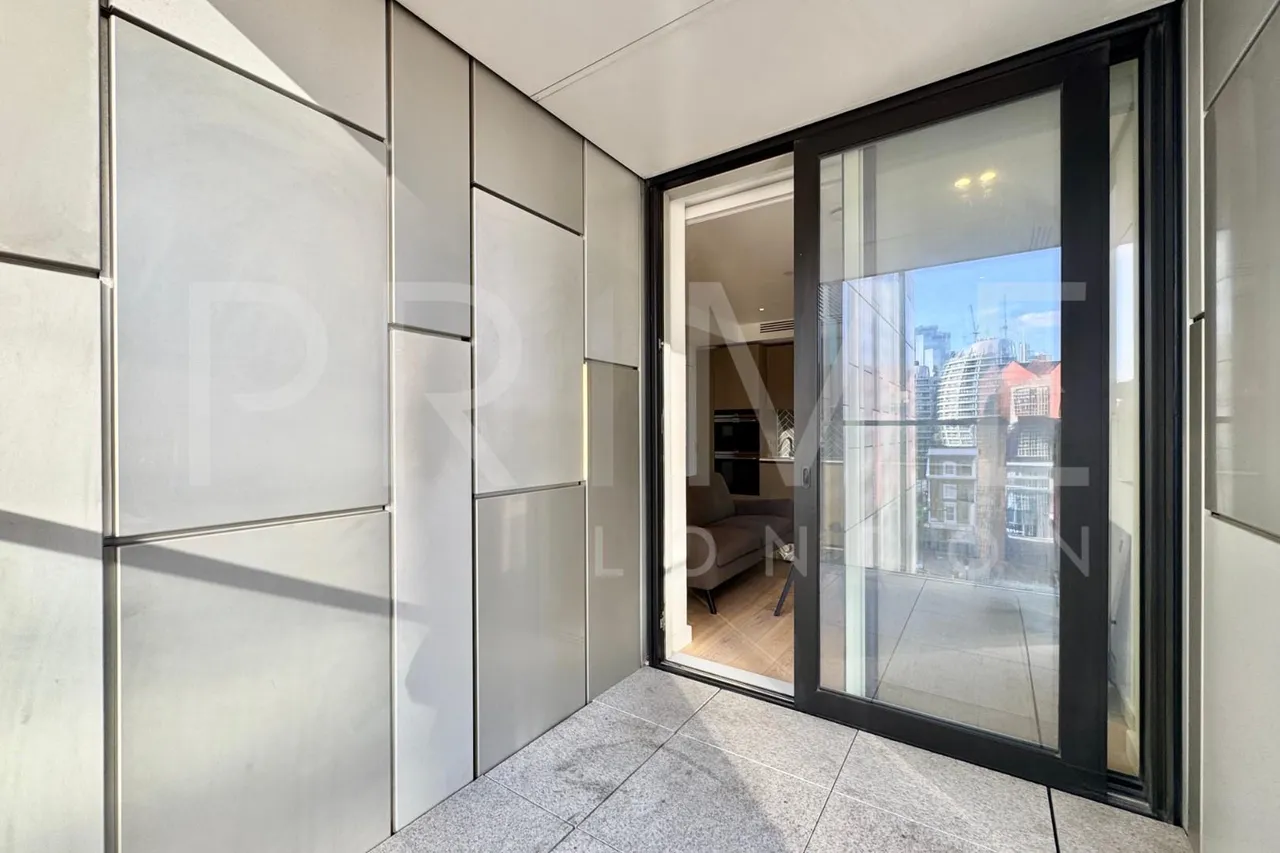 City Road, Shoreditch, EC1V, photo 6