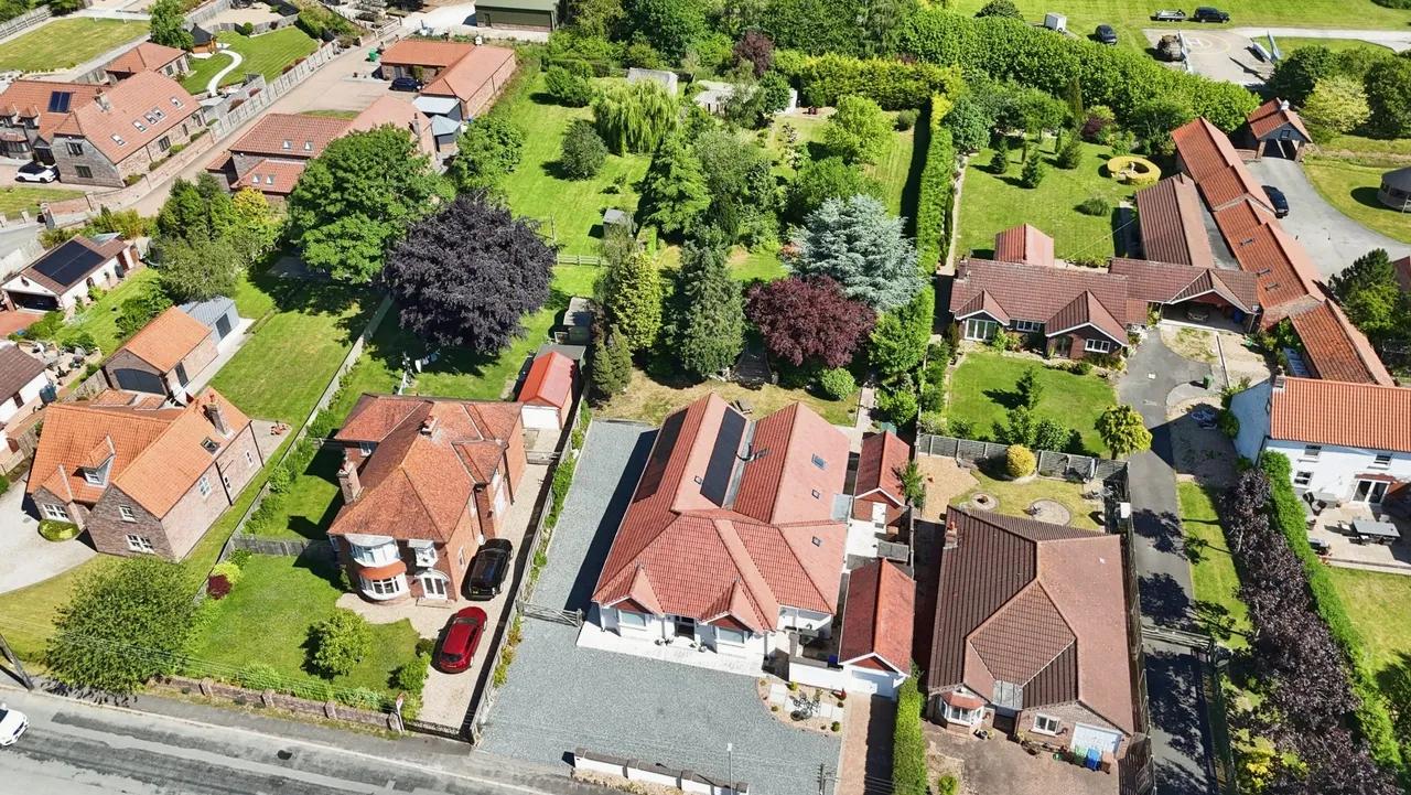 4 bed house for sale, Station Road, Cranswick, YO25