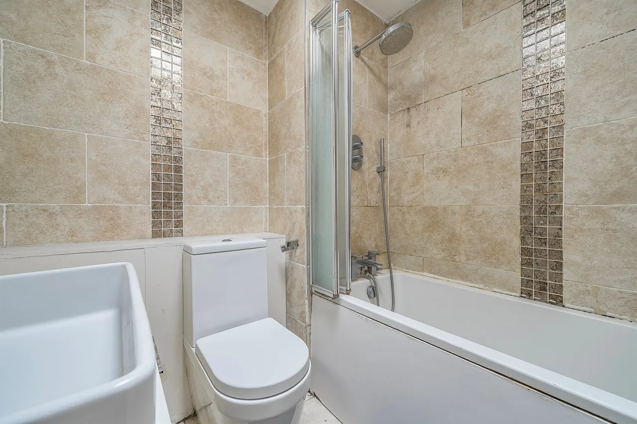 Chase Road, London, N14, photo 13