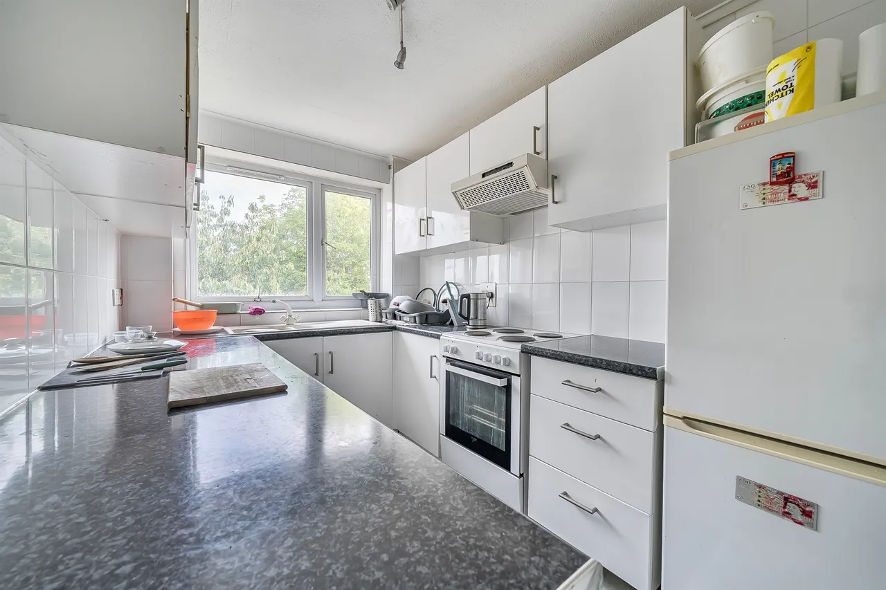 Chase Road, London, N14, photo 2