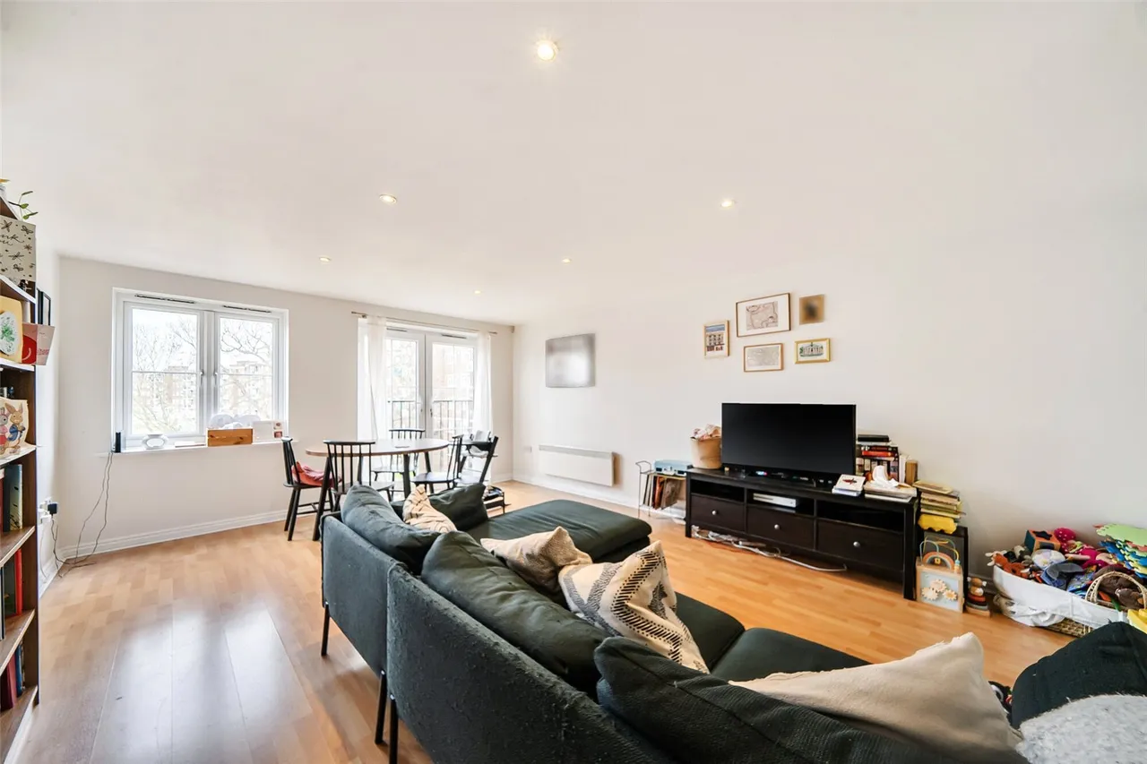 Lordship Lane, SE22, photo 12