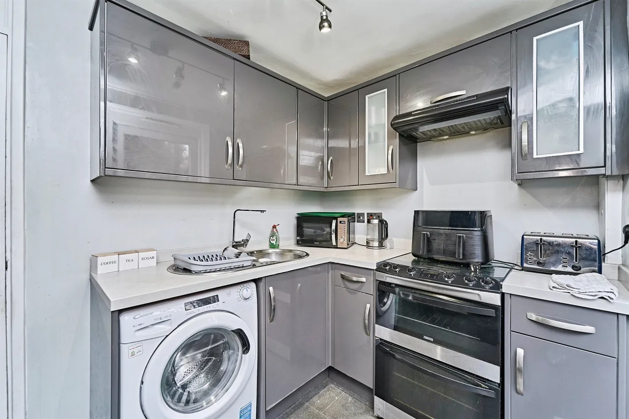 Beaconview Road, West Bromwich, B71, photo 6