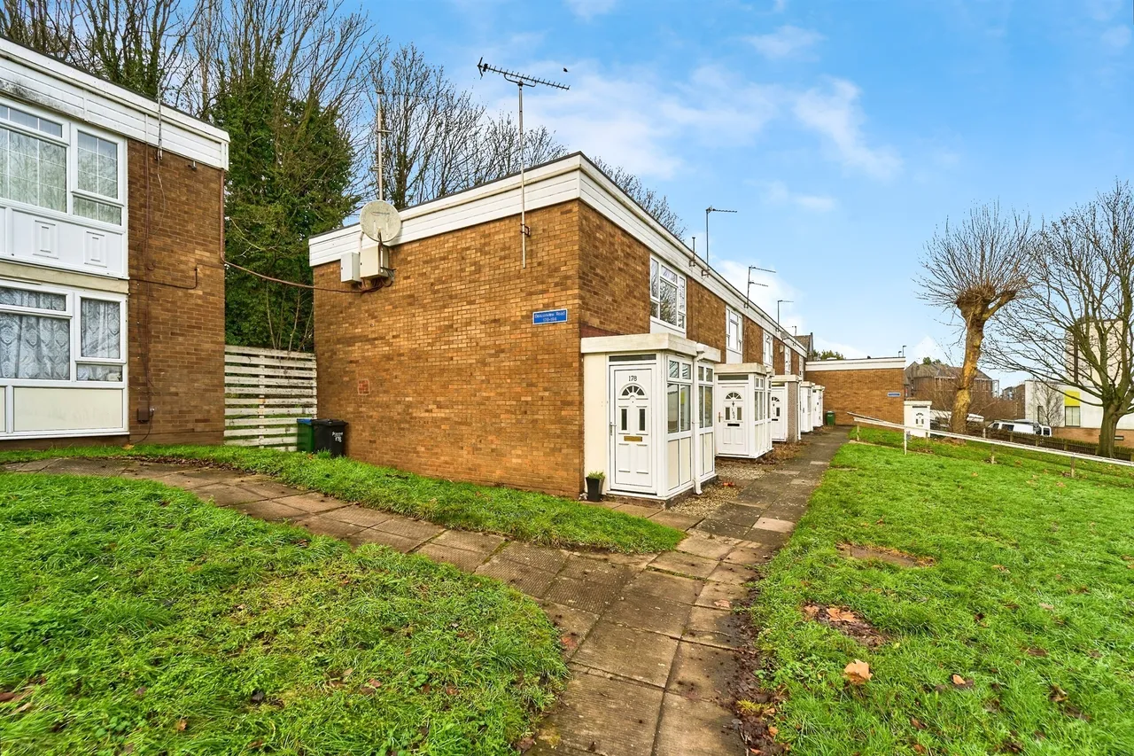 Beaconview Road, West Bromwich, B71, photo 14
