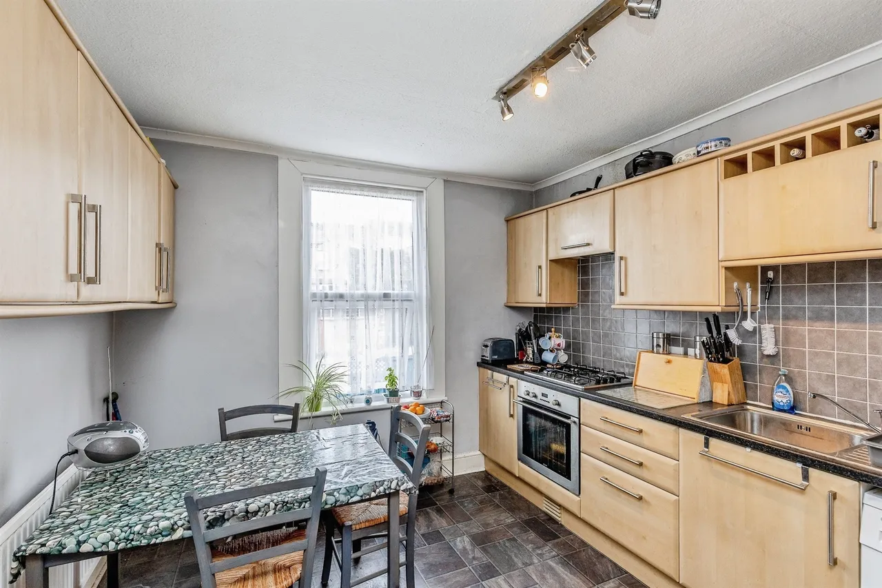 Bath Road, Brislington, BS4, photo 6