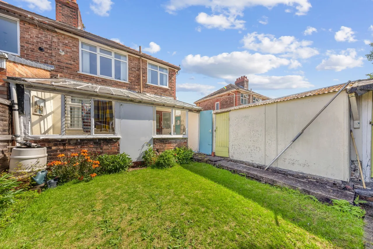 Liverpool Road, Great Sankey, Warrington, Warrington, WA5 1QX, photo 16