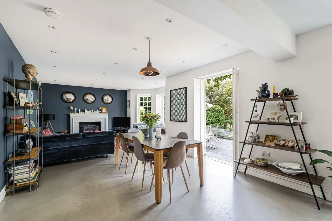 Edgehill Road, London, W13 8HW, photo 11