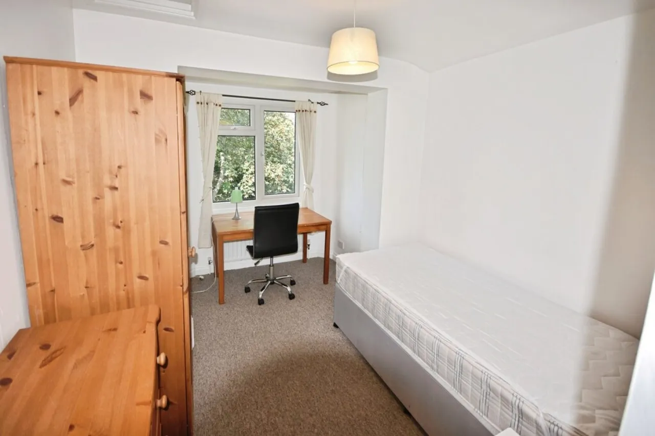 Priory Road, EX4, photo 7