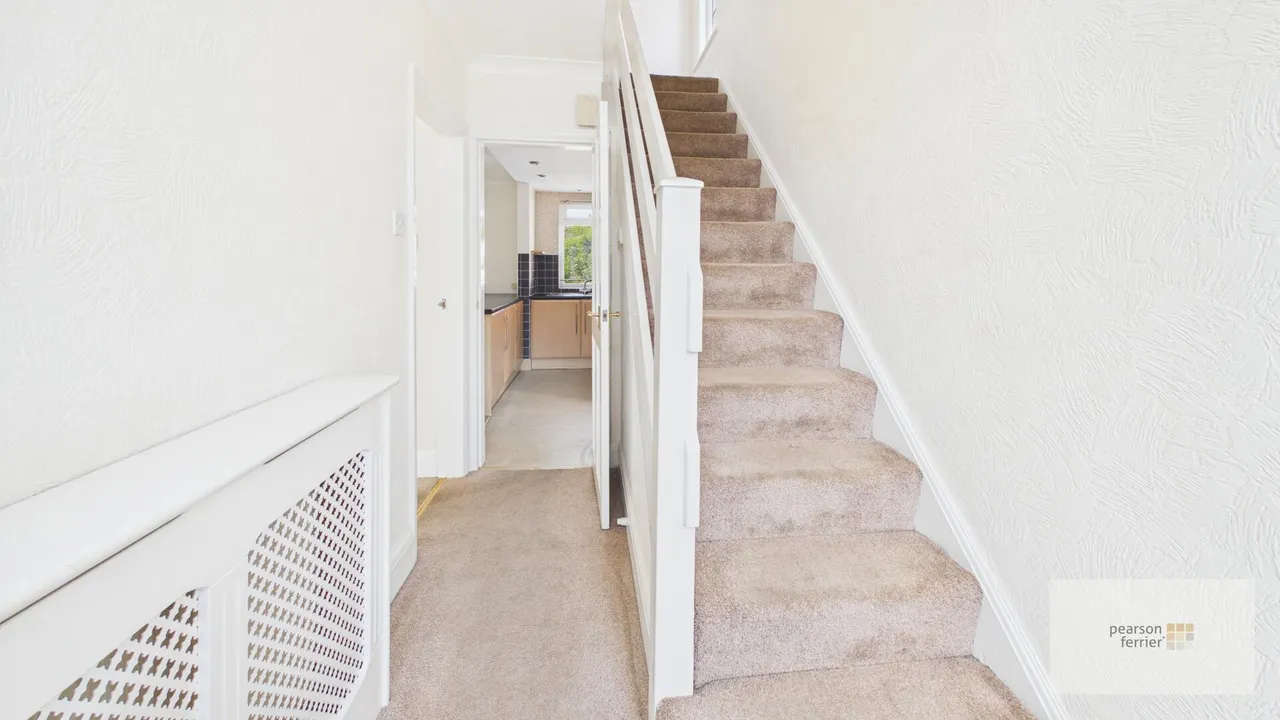 Holcombe Avenue, Bury, BL8 2RN, photo 9