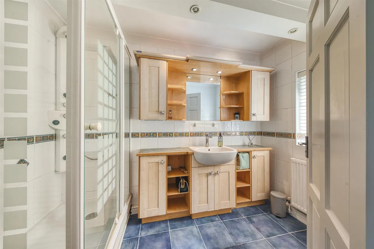 Old Hall Avenue, Littleover, photo 16