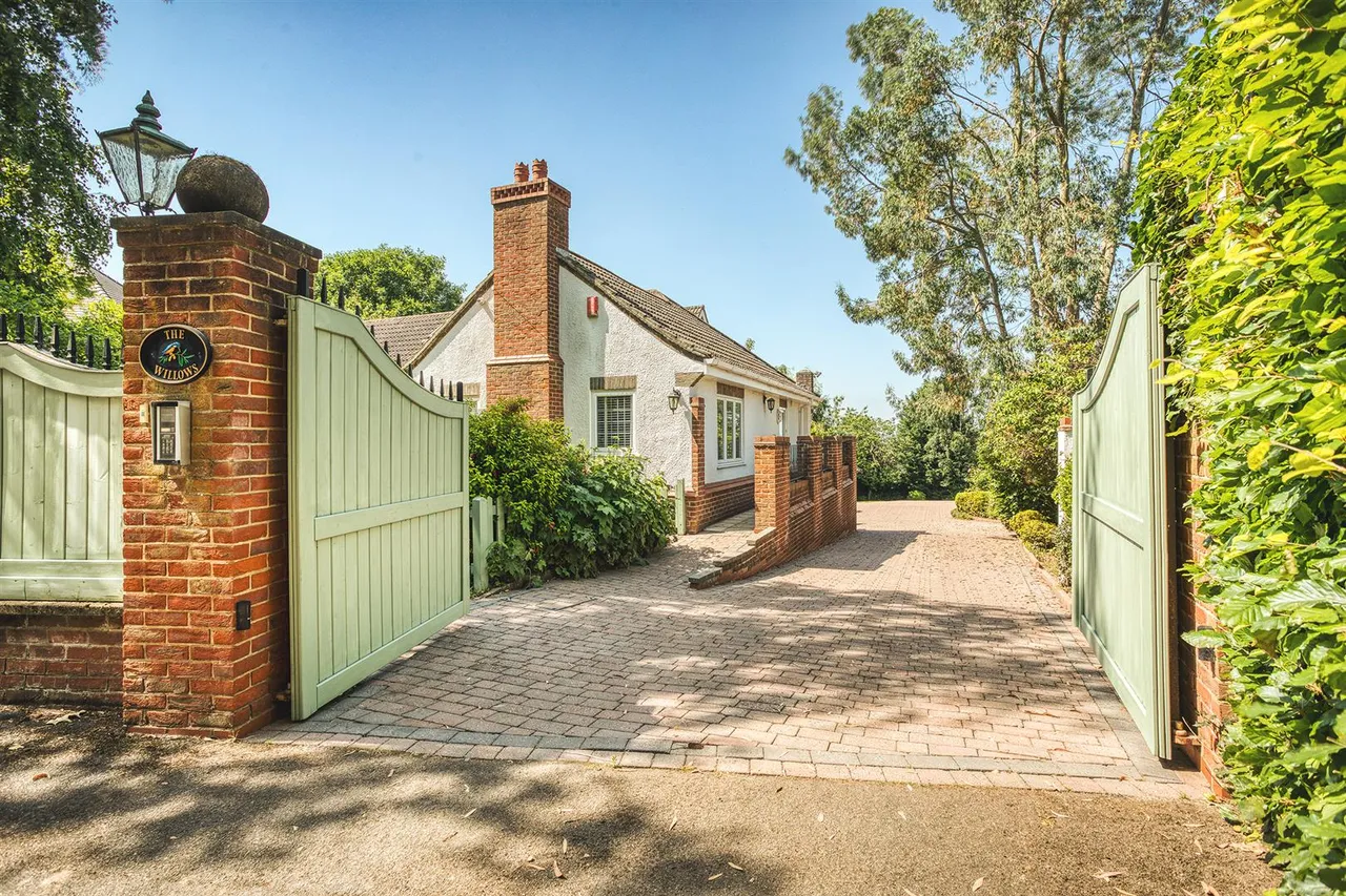 Old Hall Avenue, Littleover, photo 25