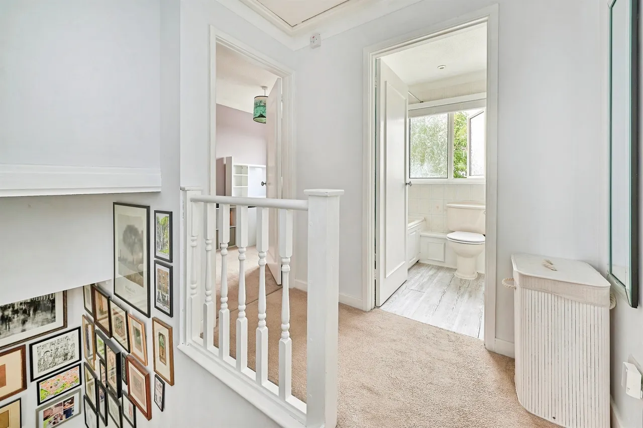 High Street, Saffron Walden, CB10, photo 12