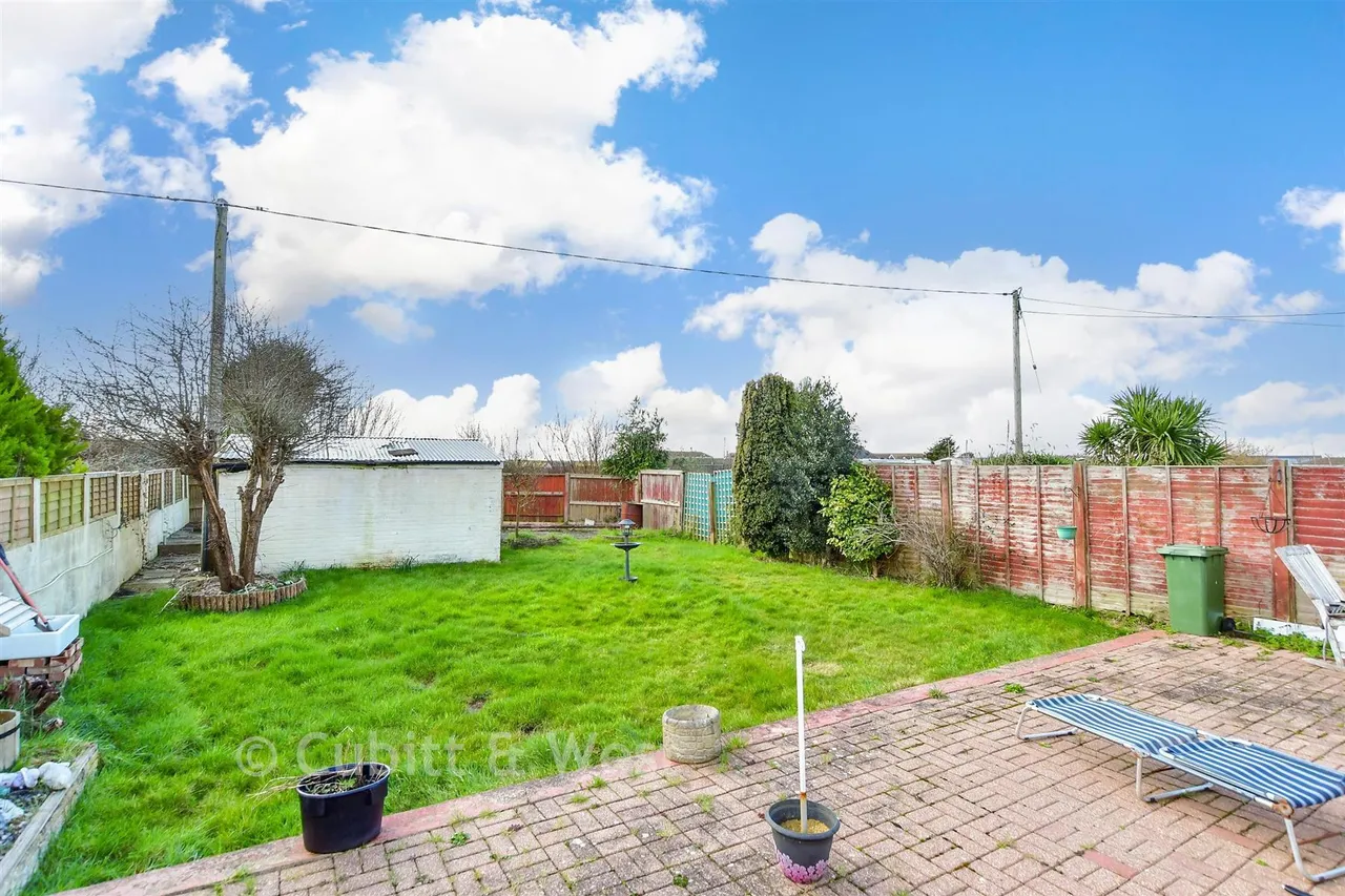 Drift Lane, Selsey, PO20, photo 3