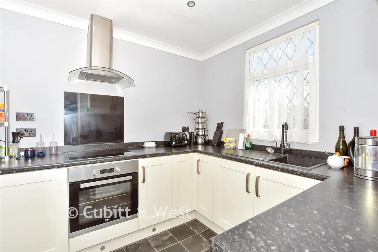 Drift Lane, Selsey, PO20, photo 9
