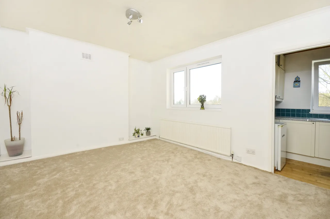 56d Belvedere Road, London, photo 2
