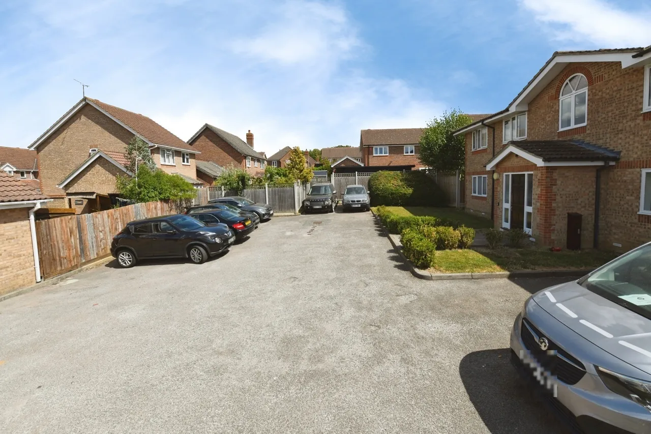 Lancaster Drive, Langdon Hills, Basildon, Essex, SS16, photo 13
