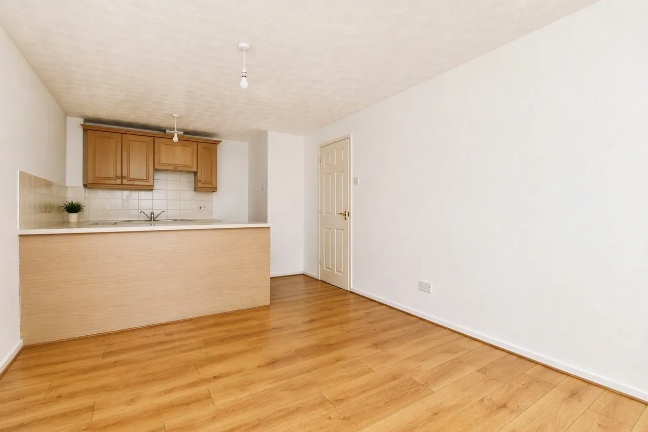 Lancaster Drive, Langdon Hills, Basildon, Essex, SS16, photo 5