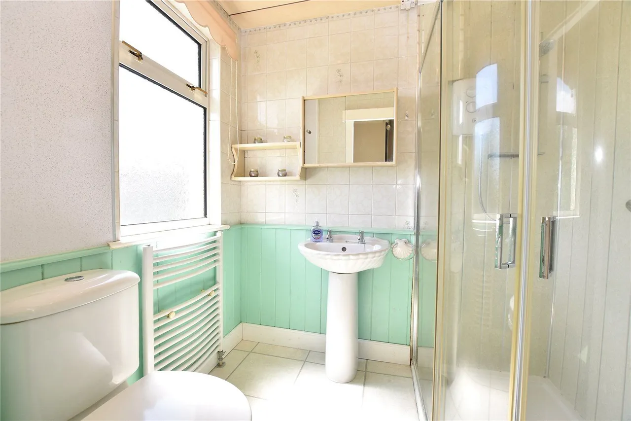 Leeds Road, Scholes, LS15, photo 14