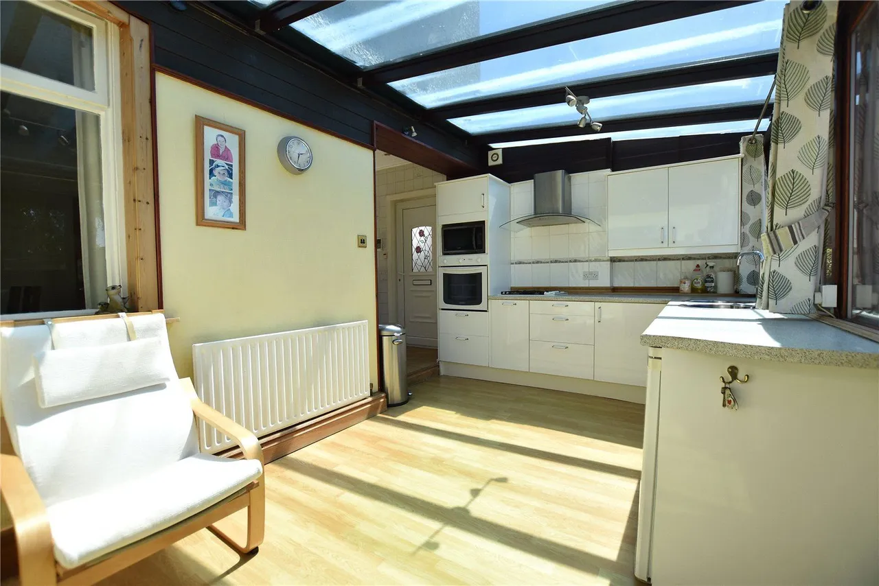 Leeds Road, Scholes, LS15, photo 16