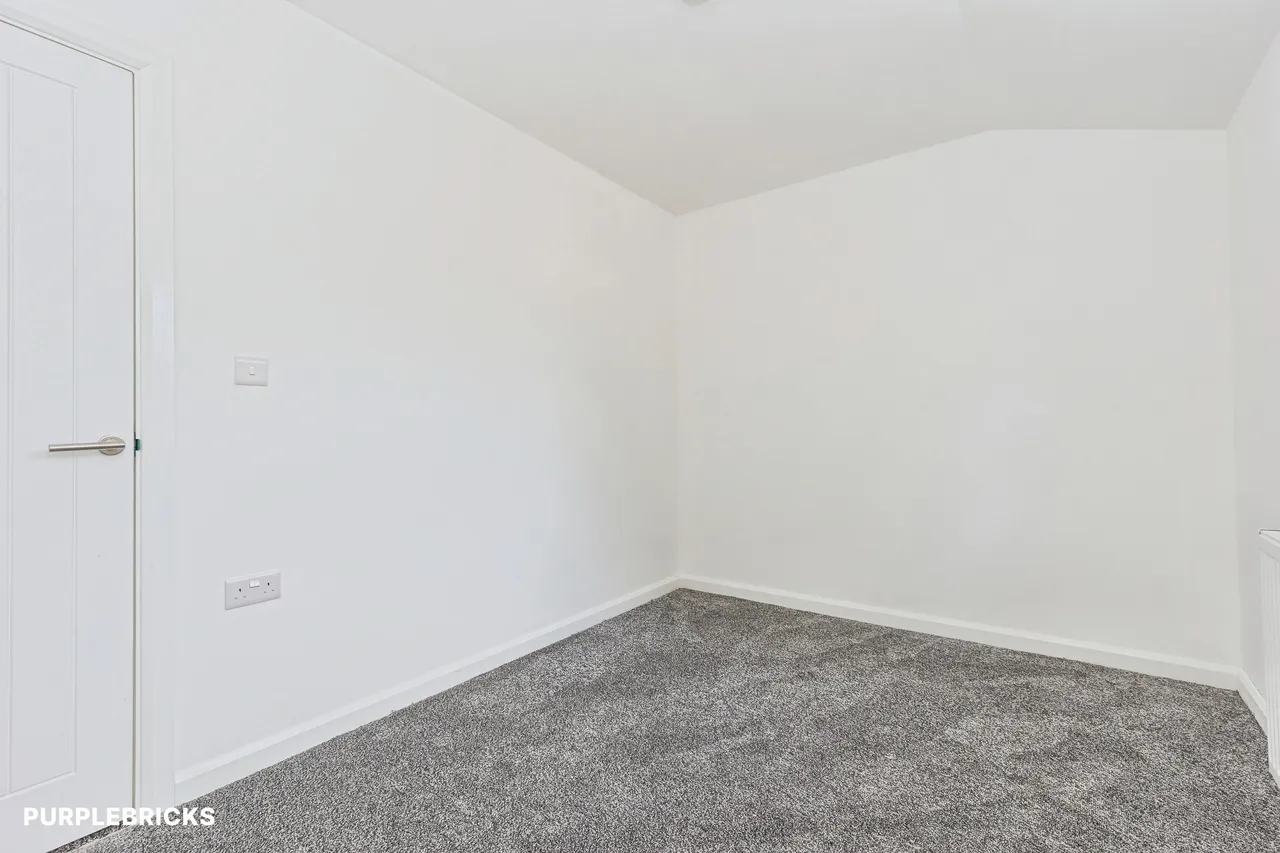 Hempshaw Lane, Stockport, SK1, photo 18