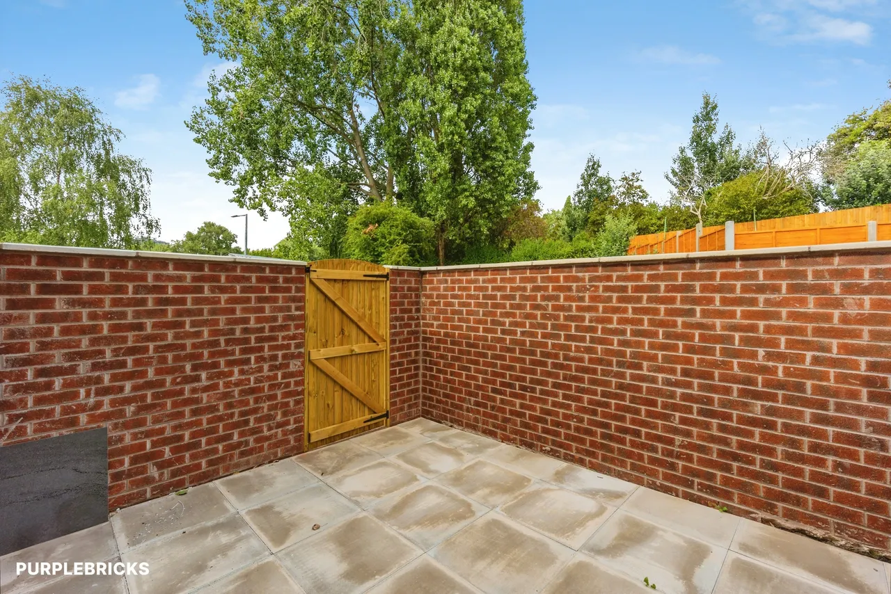 Hempshaw Lane, Stockport, SK1, photo 24
