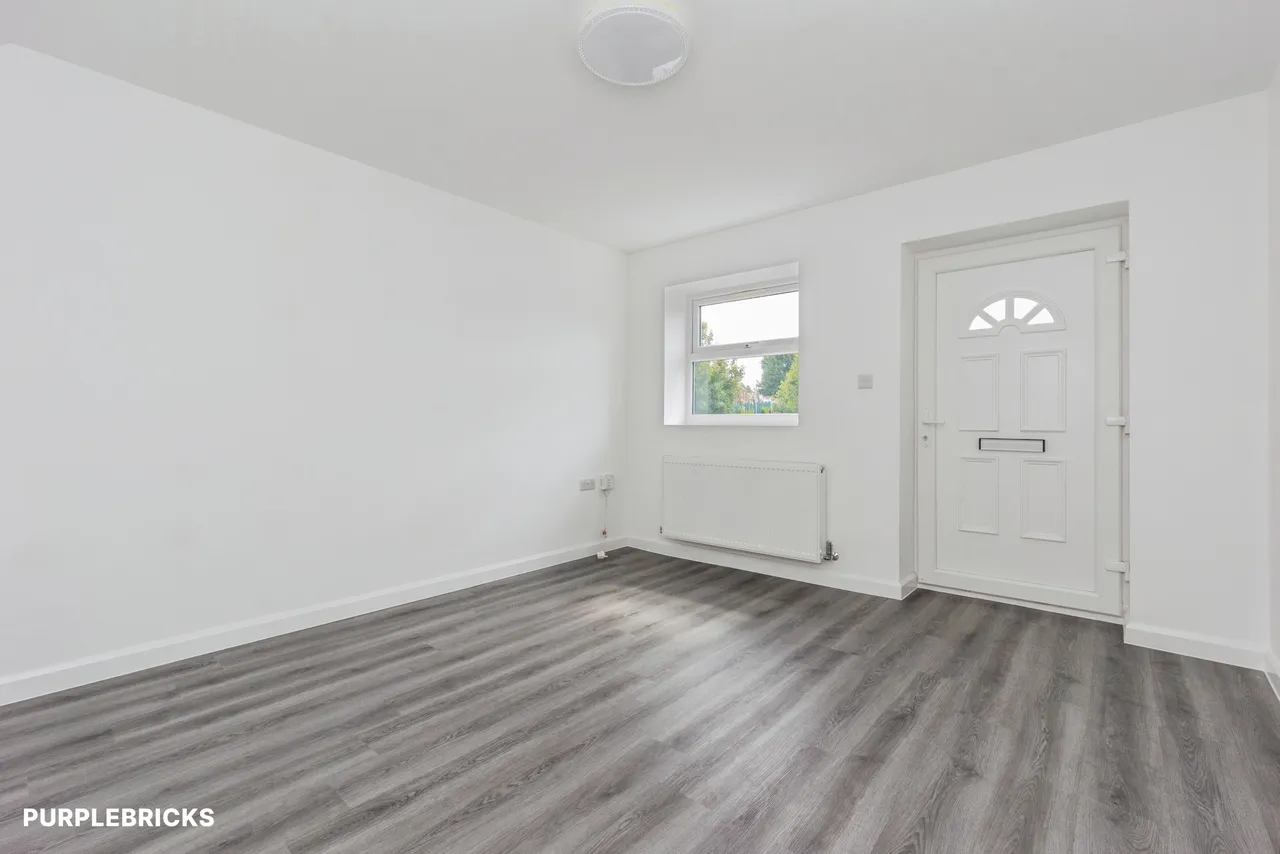 Hempshaw Lane, Stockport, SK1, photo 6