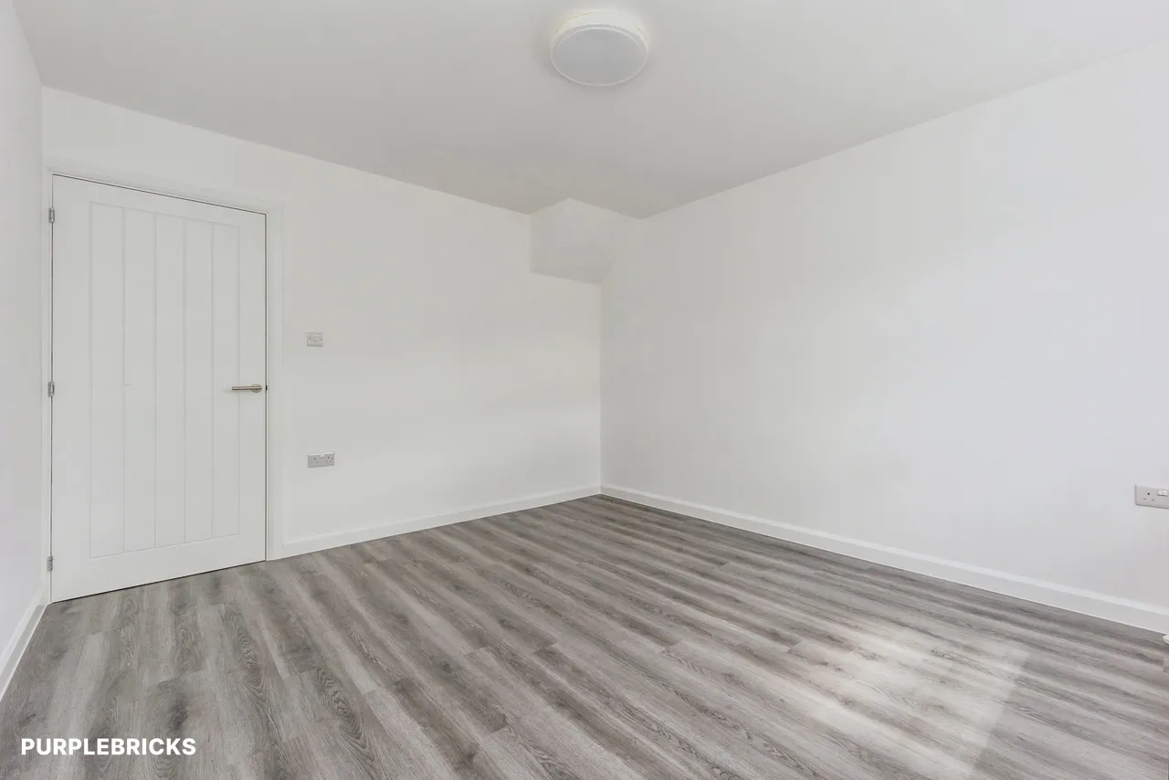 Hempshaw Lane, Stockport, SK1, photo 8