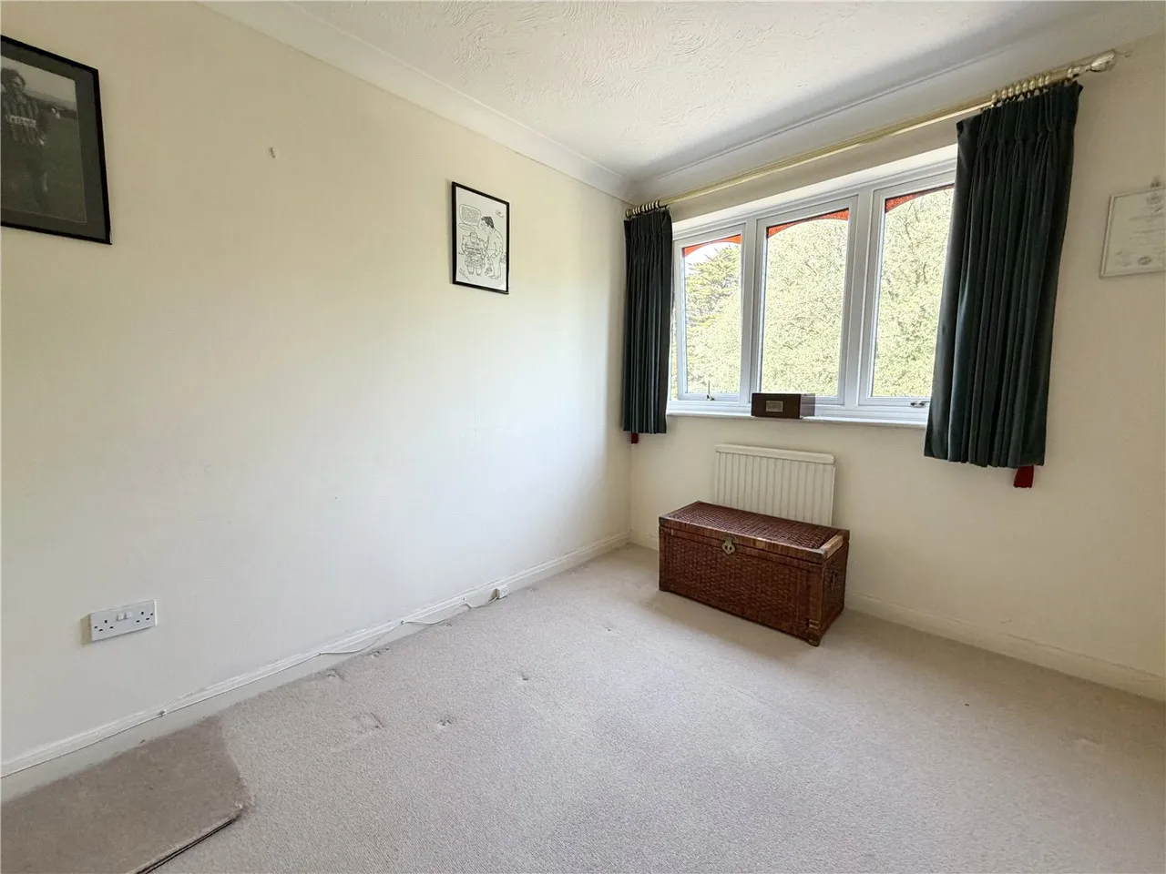 West Cliff Road, Bournemouth, Dorset, BH4, photo 3