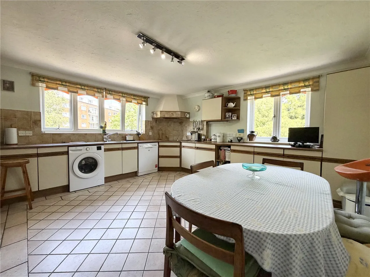 West Cliff Road, Bournemouth, Dorset, BH4, photo 5
