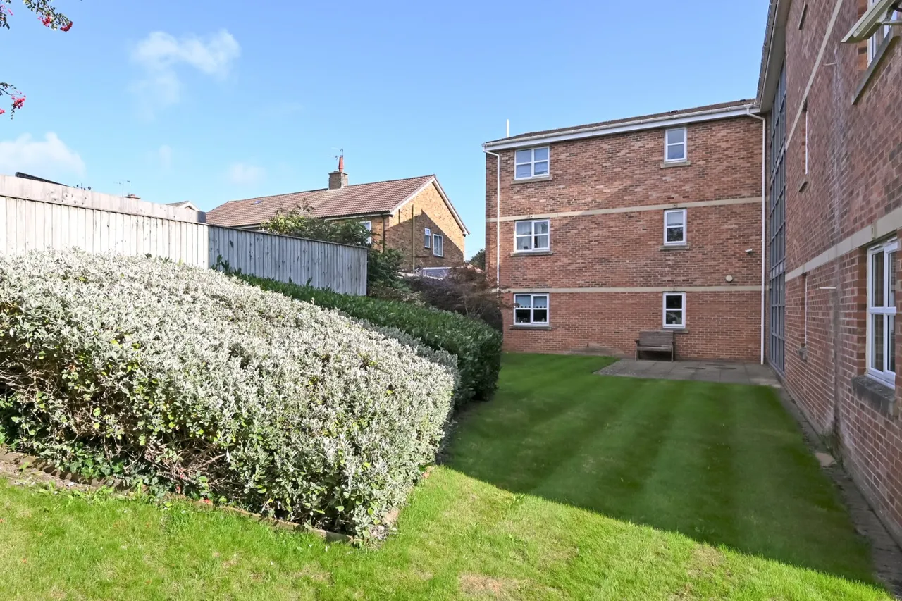 Boroughbridge Road, York, YO26, photo 13
